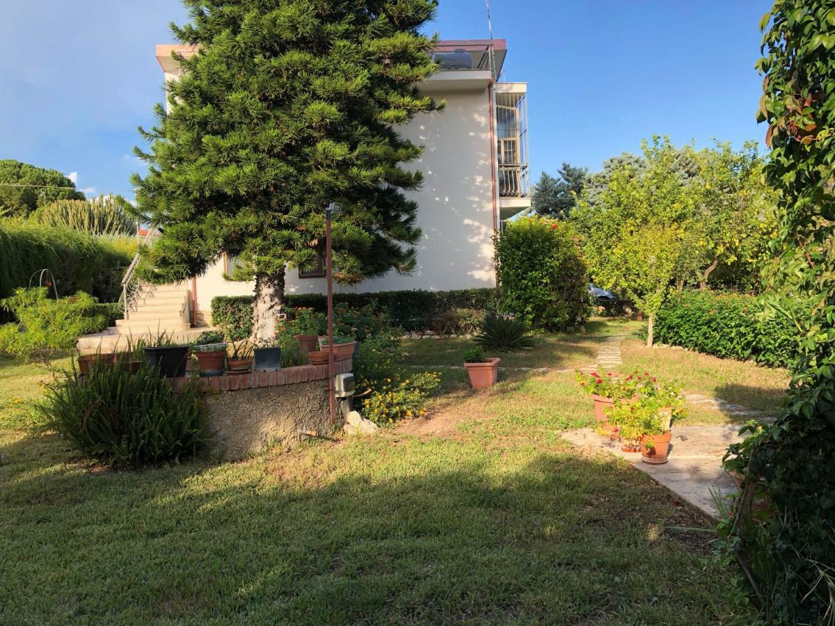 La Maison De Daniele Et Maria Appartamento Fontane Bianche Esterno foto